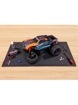 TRAXXAS TAPIS DE STAND 91.4 X 50.8 CM 3426
